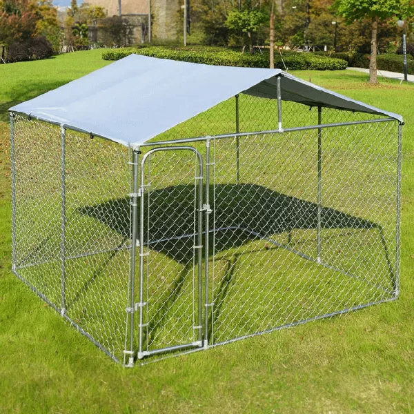 Covered Steel Bar Dog Run