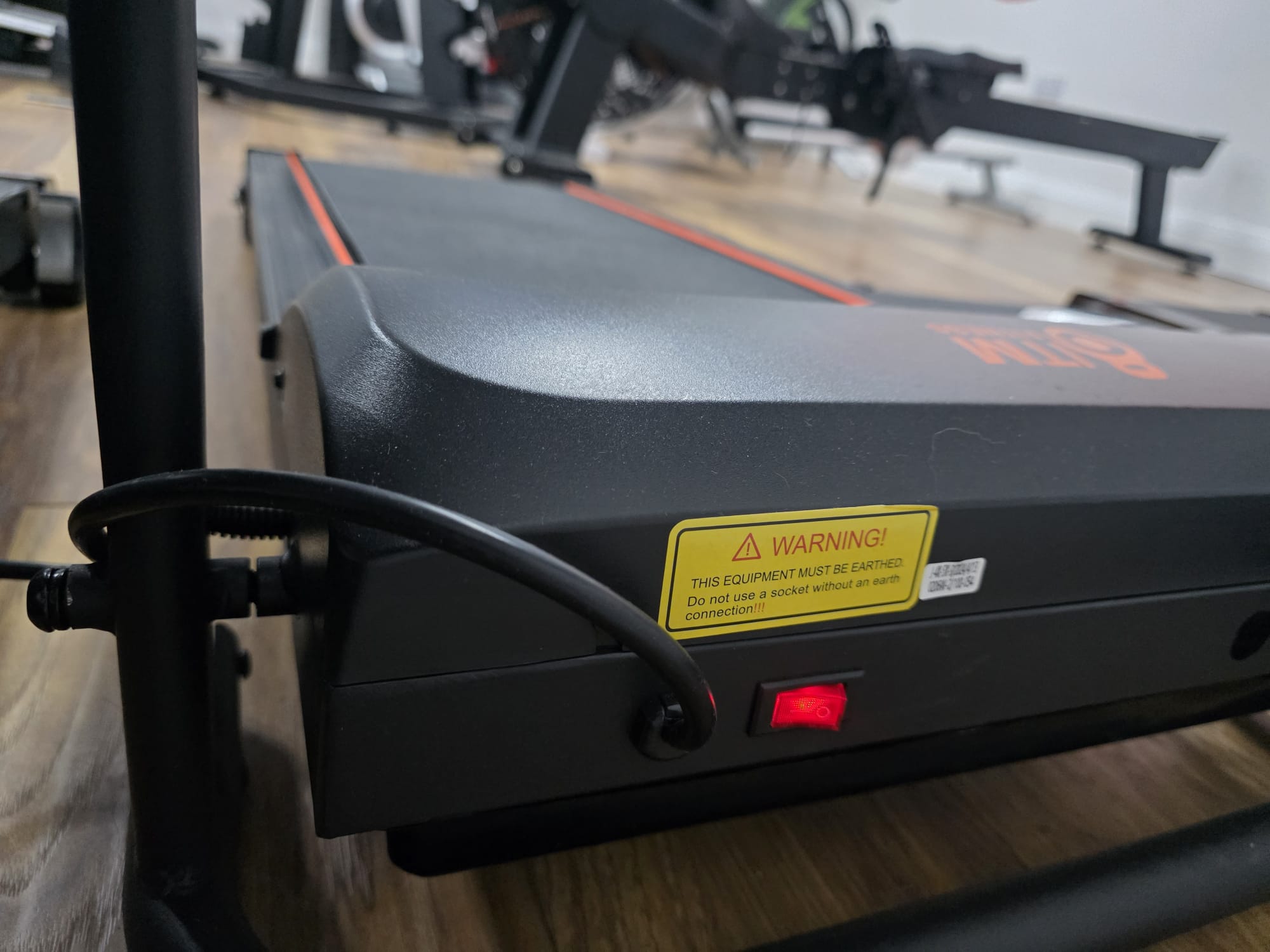 C1 – Compact Folding Treadmill with Incline